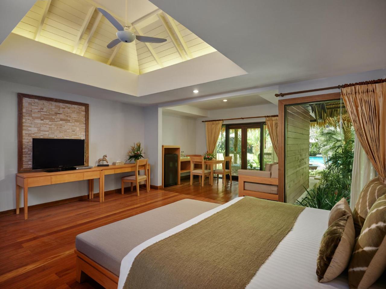 Villa Side Seaview